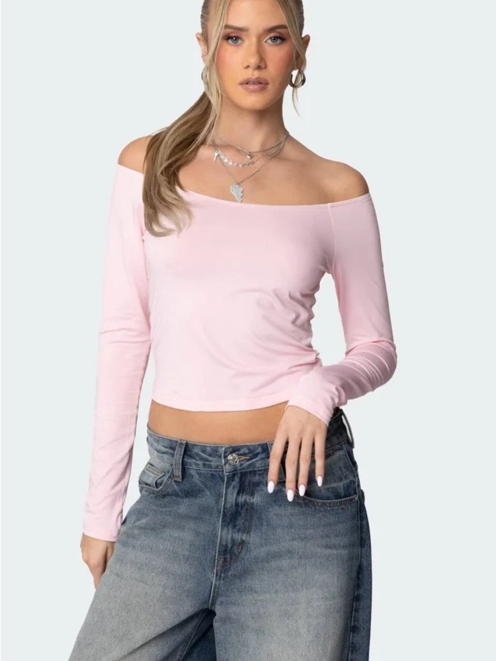 EDIKTED Women's Light Pink Long-Sleeve Off Shoulder Top